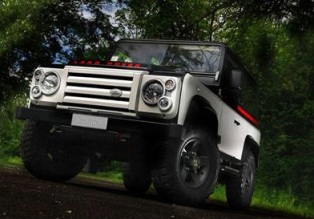 Land Rover Defender modifiye edildi