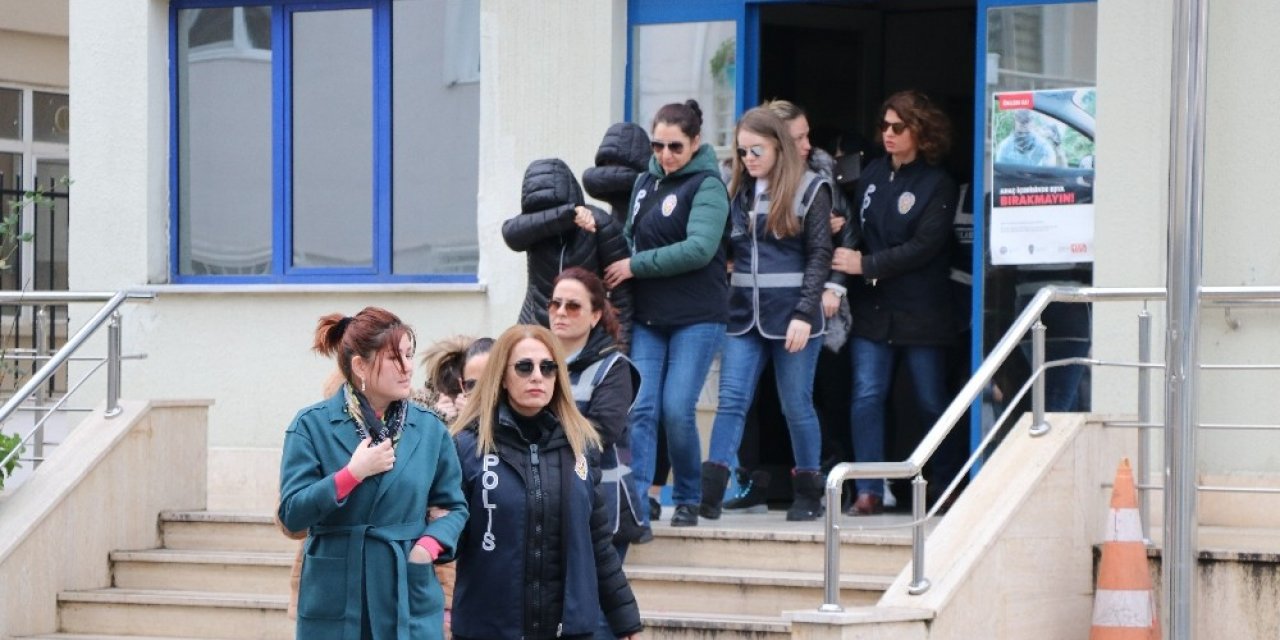 Yalova’da büyük fuhuş operasyonu: 50 gözaltı
