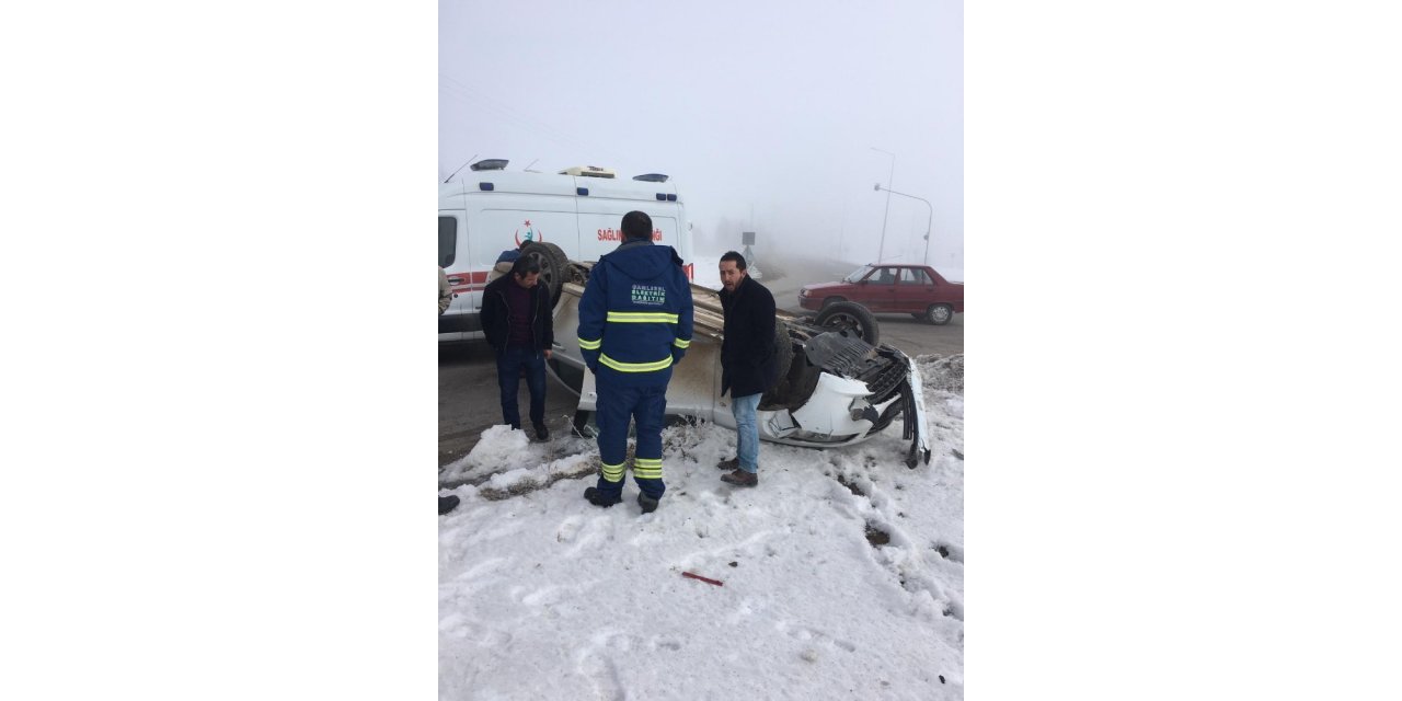 AK Partili Öztoprak, kaza geçirdi