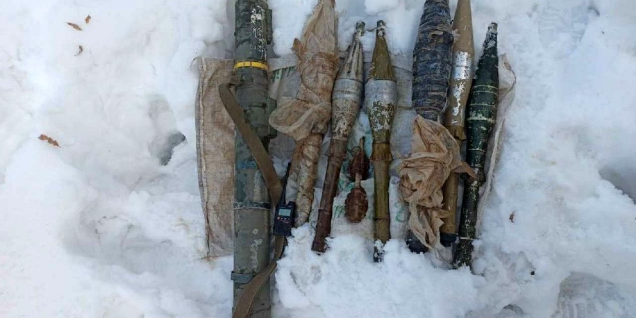Derecik kırsalında AT-40 füzesi ele geçirildi