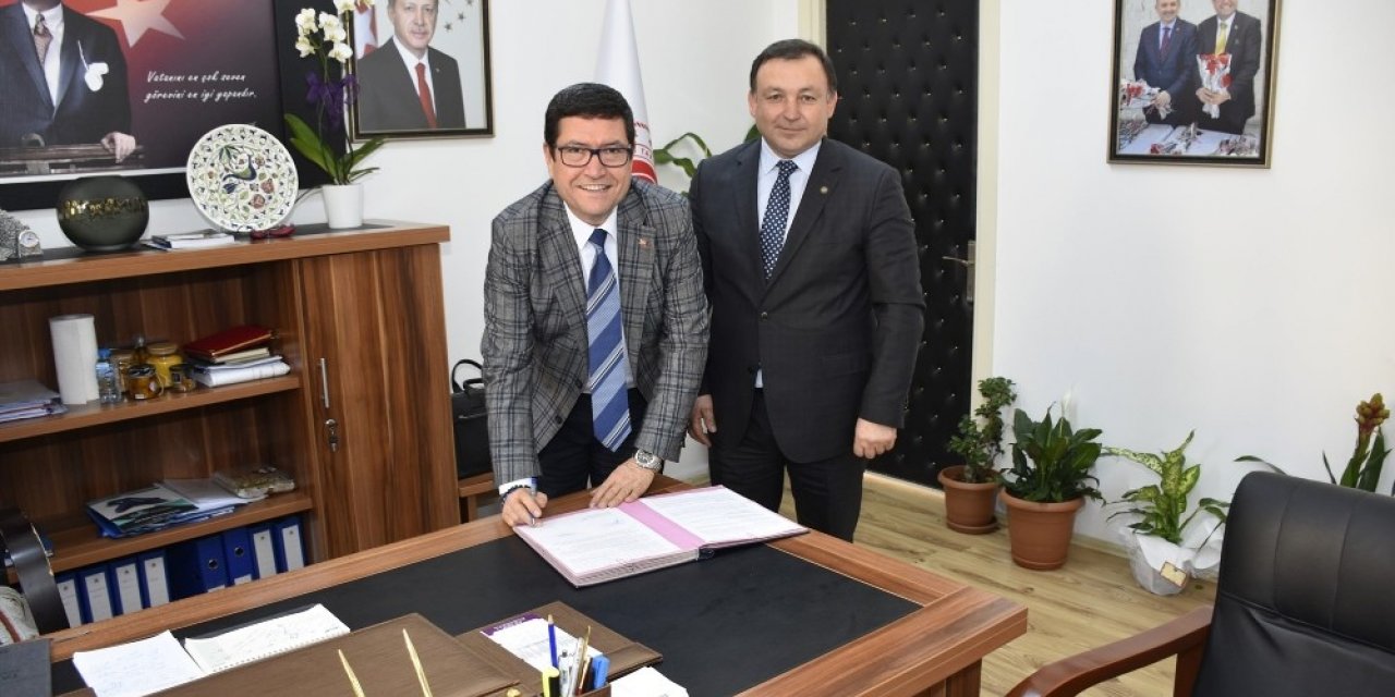 Hayvanlarda küpeleme ve sözleşme yetki devri protokolü