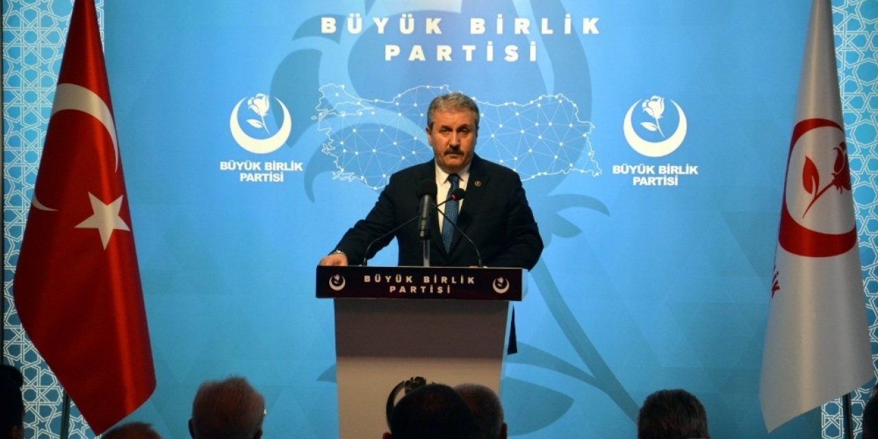 BBP Genel Başkanı Destici: “Yeni bir darbe girişimine ihtimal vermiyoruz”