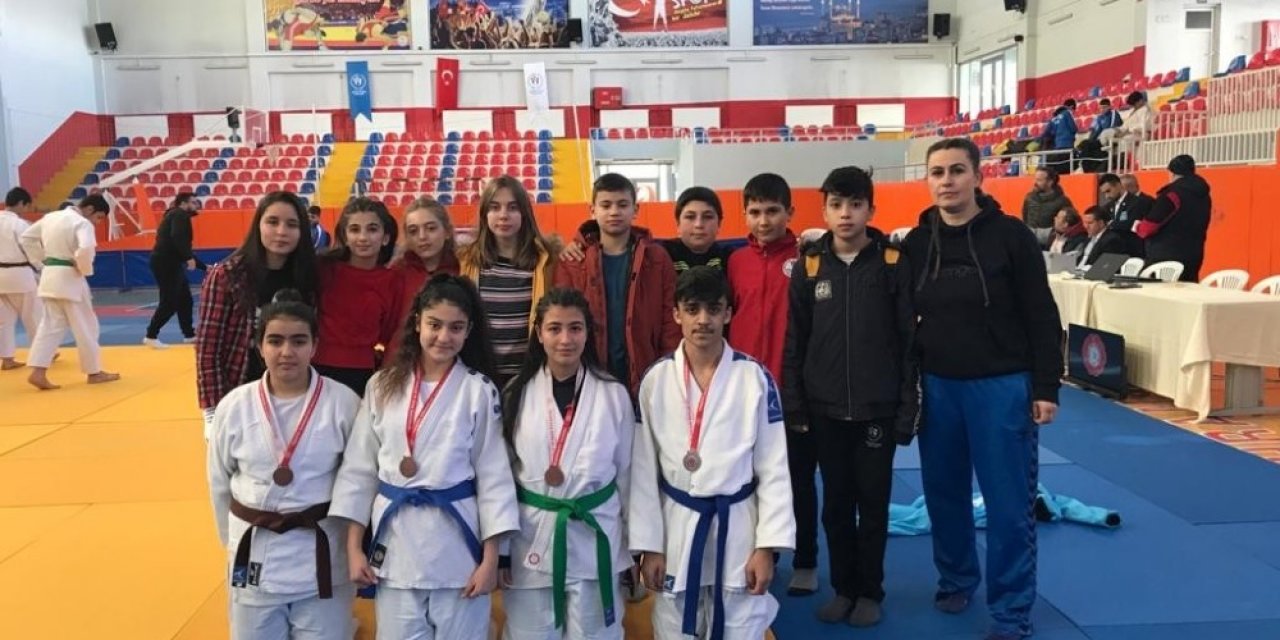Ispartalı Judocular müsabakalara hazırlanıyor