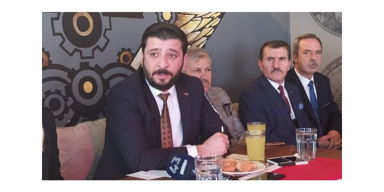 "Eğer bu hastane işi de stat hikayesine dönecekse prefabrik yapsınlar"