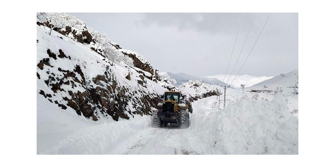 Siirt’te 15 köy yolu ulaşıma kapandı