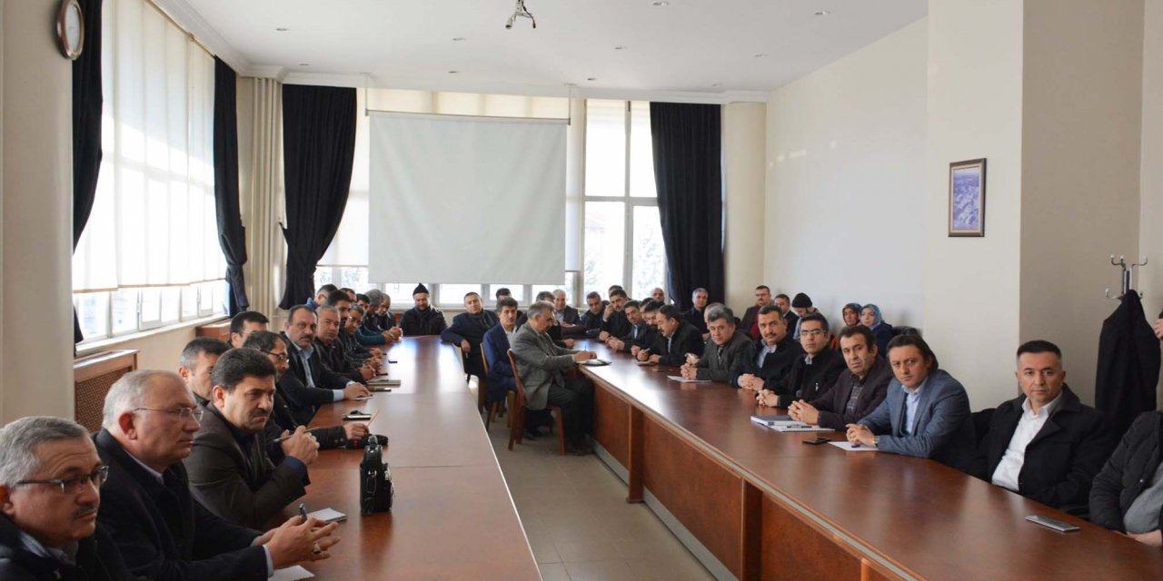 Sorgun Belediye Başkanı Ekinci eğitimcilerle bir araya geldi