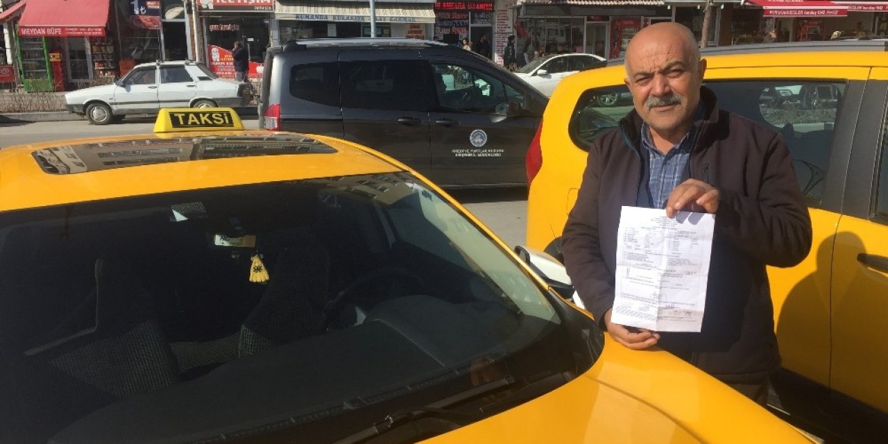 Seyahat belgesi olmayan yabancı uyrukluları taşıdı 6 bin 936 lira ceza yedi