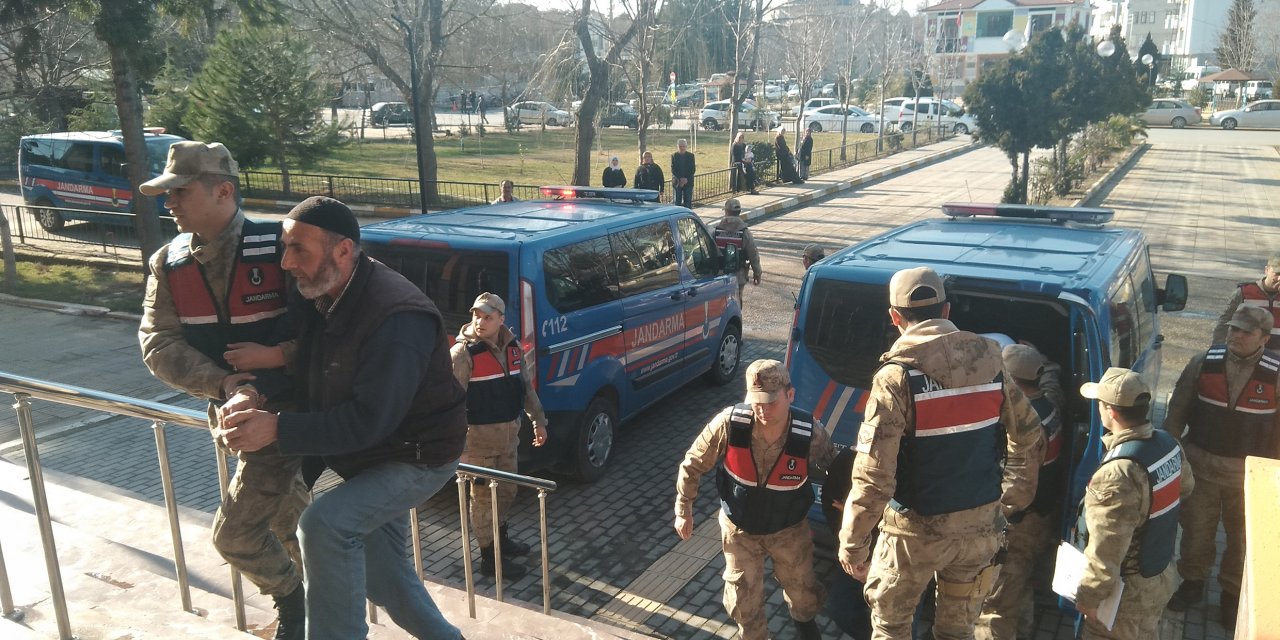 Samsun'da kaçak kazı operasyonunda 7 şüpheli yakalandı