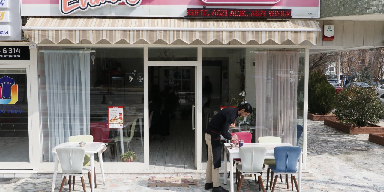 Ocakbaşı diyarı Şanlıurfa'da yaptığı ev yemekleriyle işveren oldu