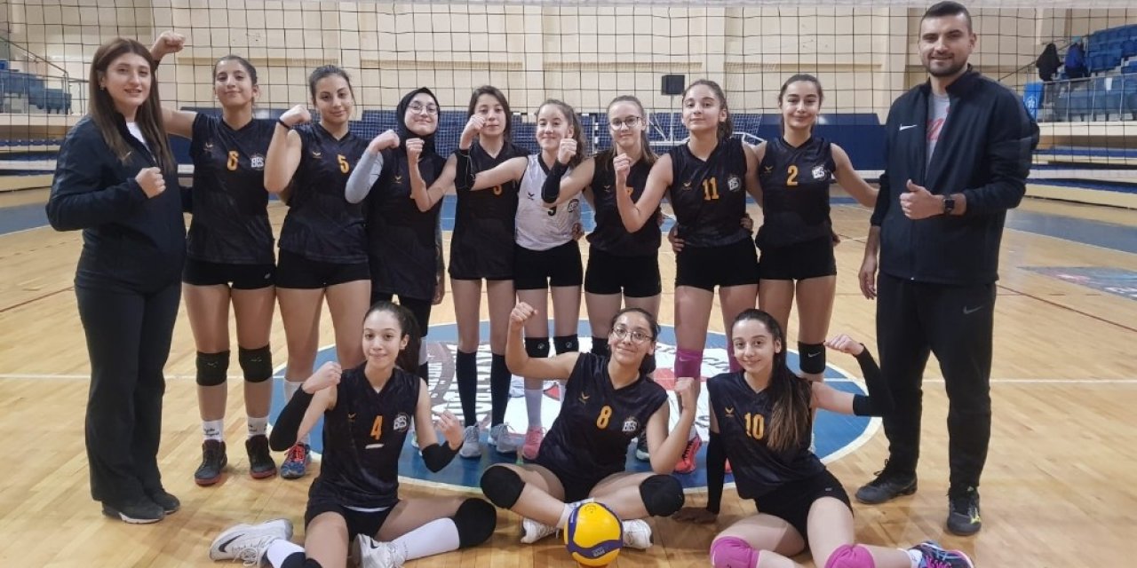 Yıldız kızlarda birincilik yine Bozüyük Belediyesinin