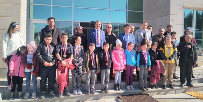 Akıl ve zeka oyunlarına Beyşehir'den katılacak öğrenciler belirlendi