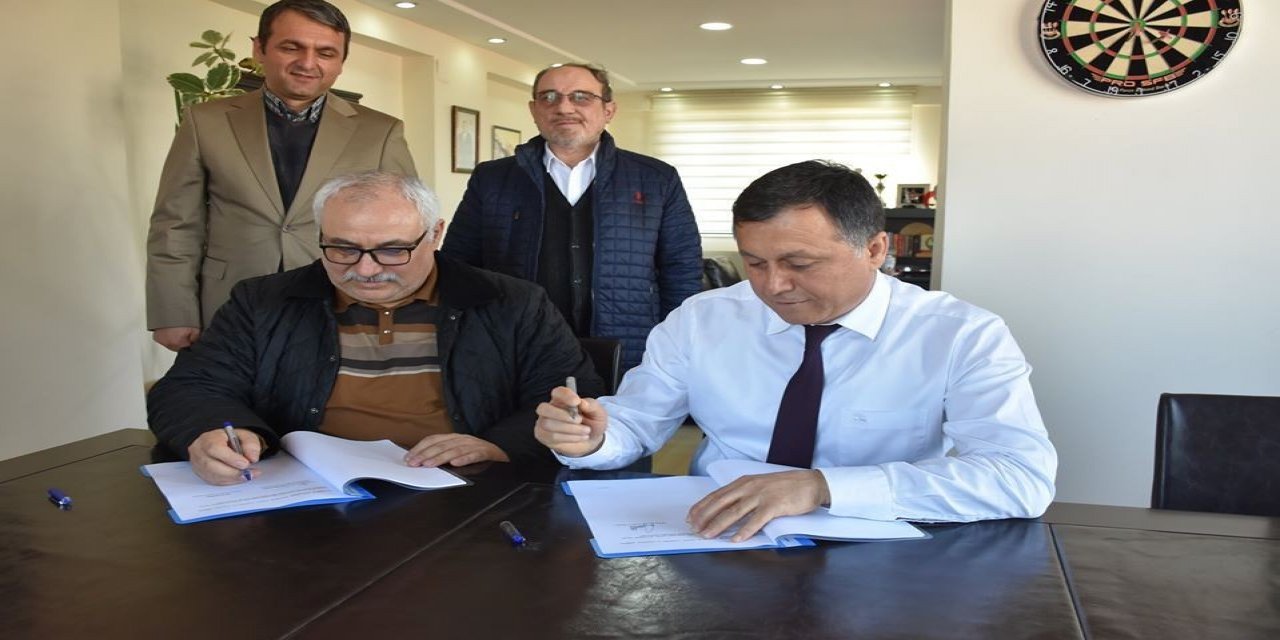 Türk Kızılay Isparta Şubesi ile Gençlikspor’dan işbirliği protokolü