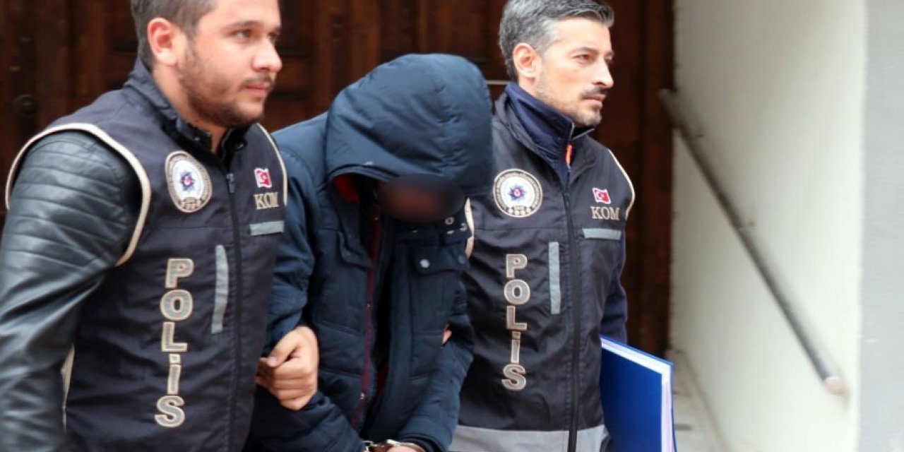 Sanatçıların maaşlarını zimmetine geçiren mutemet adliyede