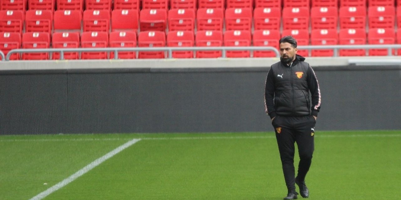 İlhan Palut: “Üst sıralara tutunacağız”