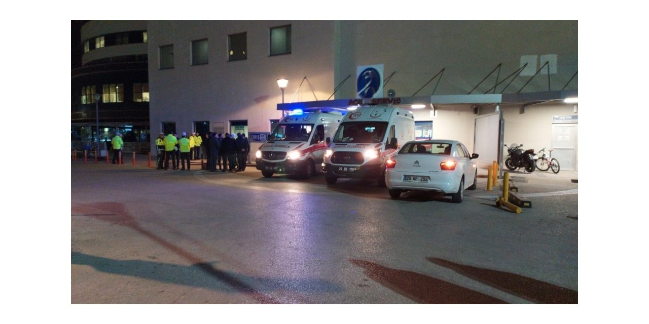Trafik kontrolü yapan polise otomobil çarptı