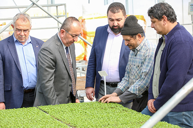 Paydaşlar ‘Sebze Fidesi Üretim Tesisi’nin geleceği için buluştu   