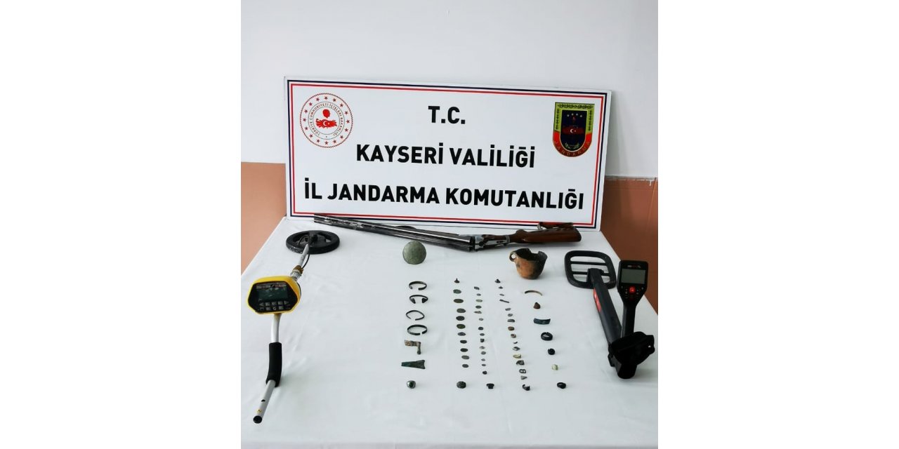 Kayseri'de 59 parça tarihi eser ele geçirildi