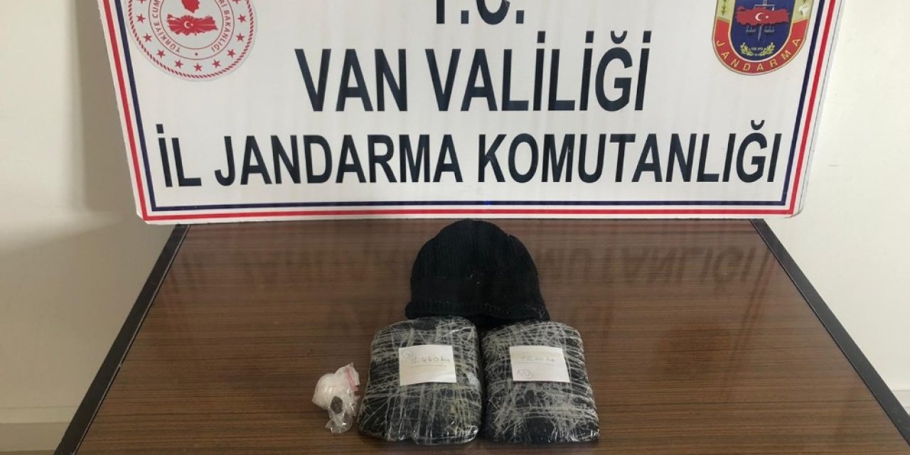 Gevaş’ta 3 kilogram plaka esrar ele geçirildi