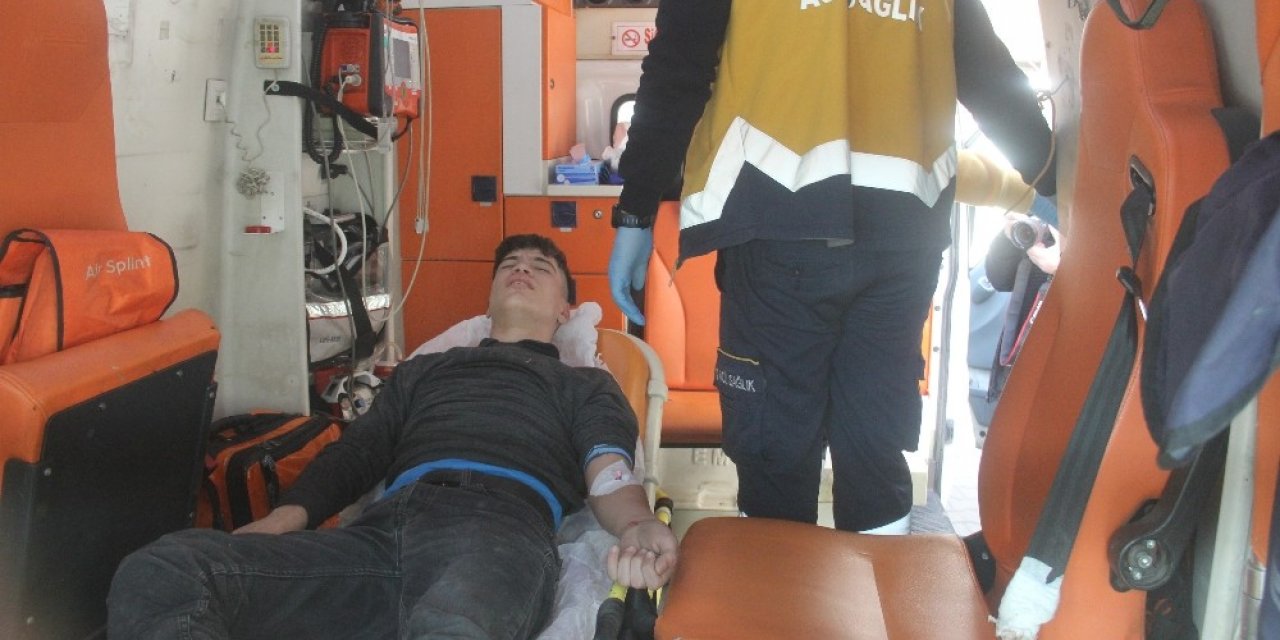 Damdan düşen çocuğun ayağı kırıldı