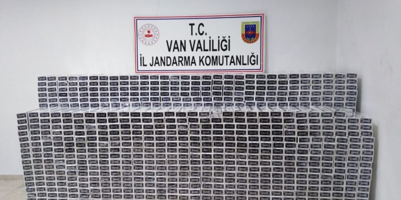 Van’da 21 bin paket kaçak sigara ele geçirildi