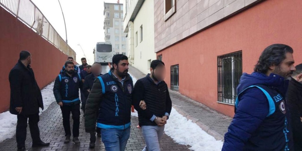 İllegal bahis sitesiyle 5 ayda 50 milyon TL kazanan şahıslar yakalandı