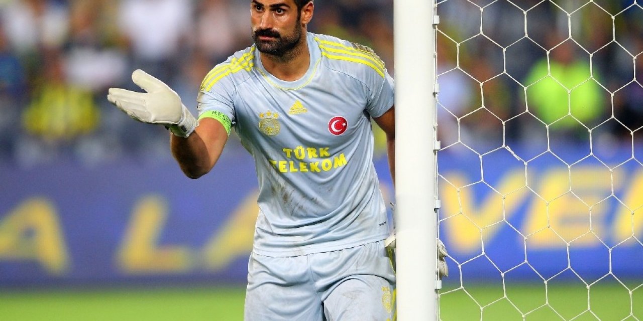 Derbide Volkan Demirel ilk kez kulübede