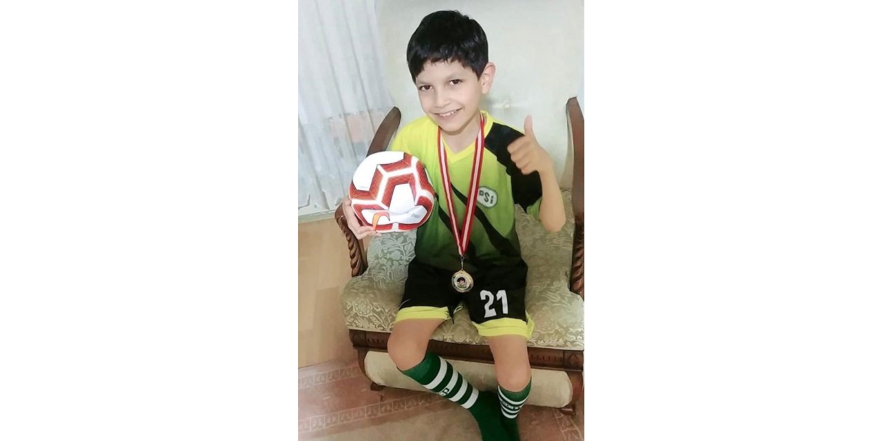 DSİSporlu minik futbolculardan hasta Eymen’e anlamlı destek