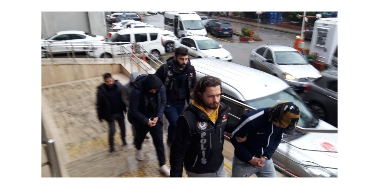 Polis zehir tacirlerine göz açtırmıyor: 3 gözaltı