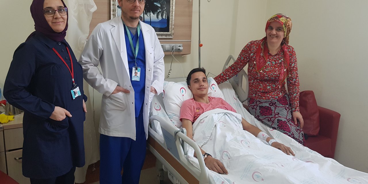 Niğde'de ilk kez kapalı yöntemle mide ülser onarımı ameliyatı yapıldı