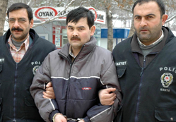 Çalındı sanılan araç tamircide çıktı