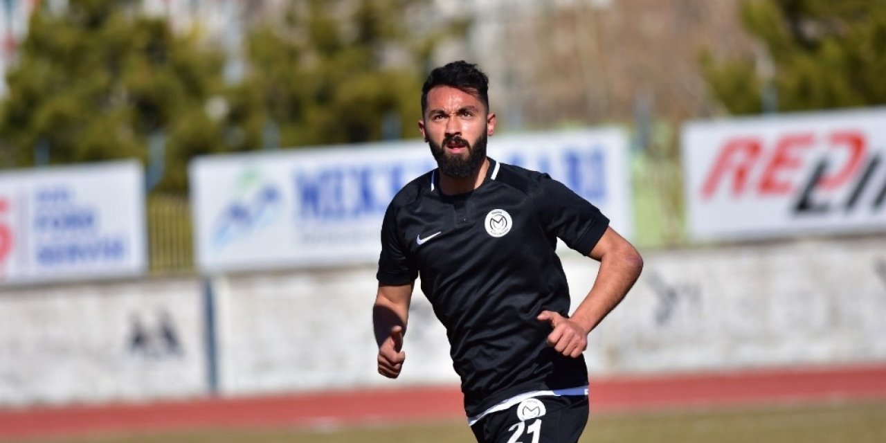 Manisa FK’da 3 isim süresiz kadro dışı bırakıldı