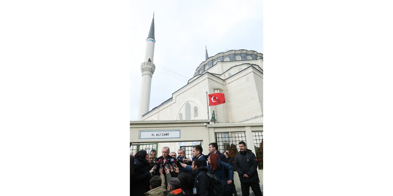 Cumhurbaşkanı Erdoğan, gazetecilerin sorularını yanıtladı: (1)