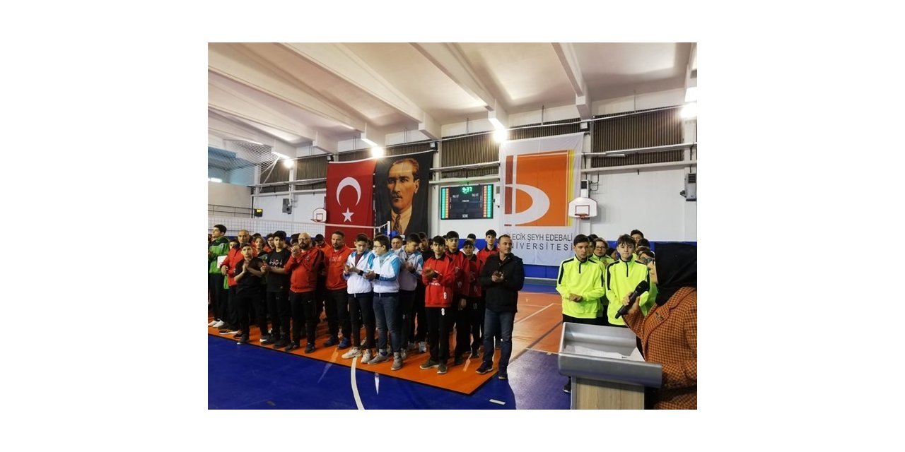 12 takım ve 220 sporcu yarı final için ter döküyor
