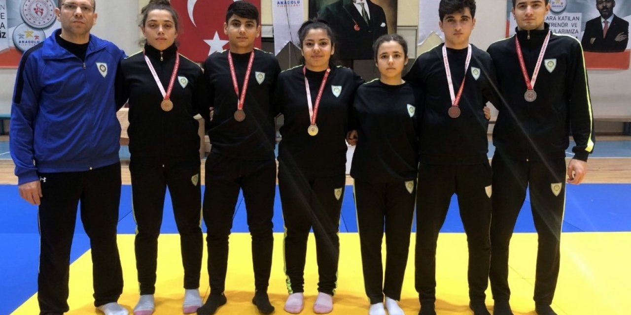Manisa BBSK’lı judoculardan 6 madalya