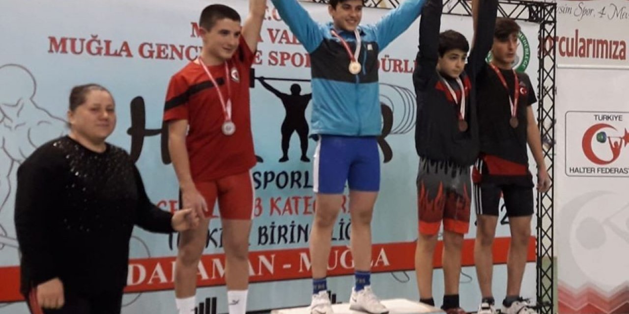 Ispartalı Haltercilerden Türkiye dereceleri