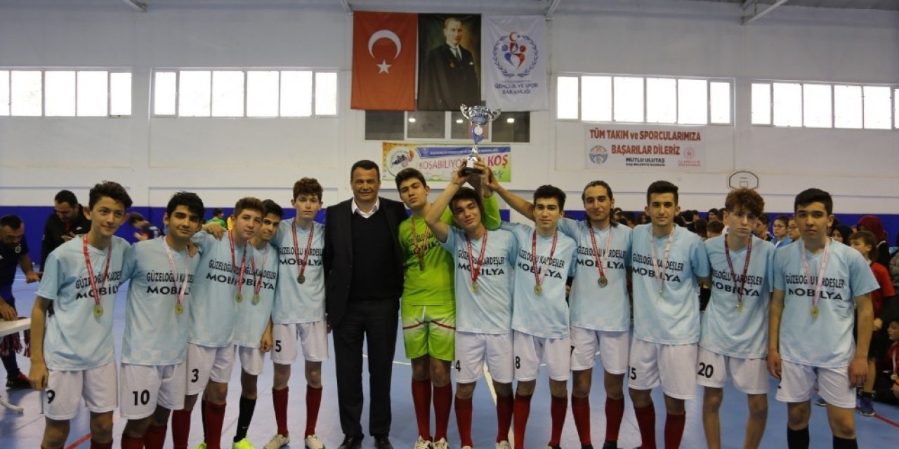 Kaş’ta futsal heyecanı sona erdi