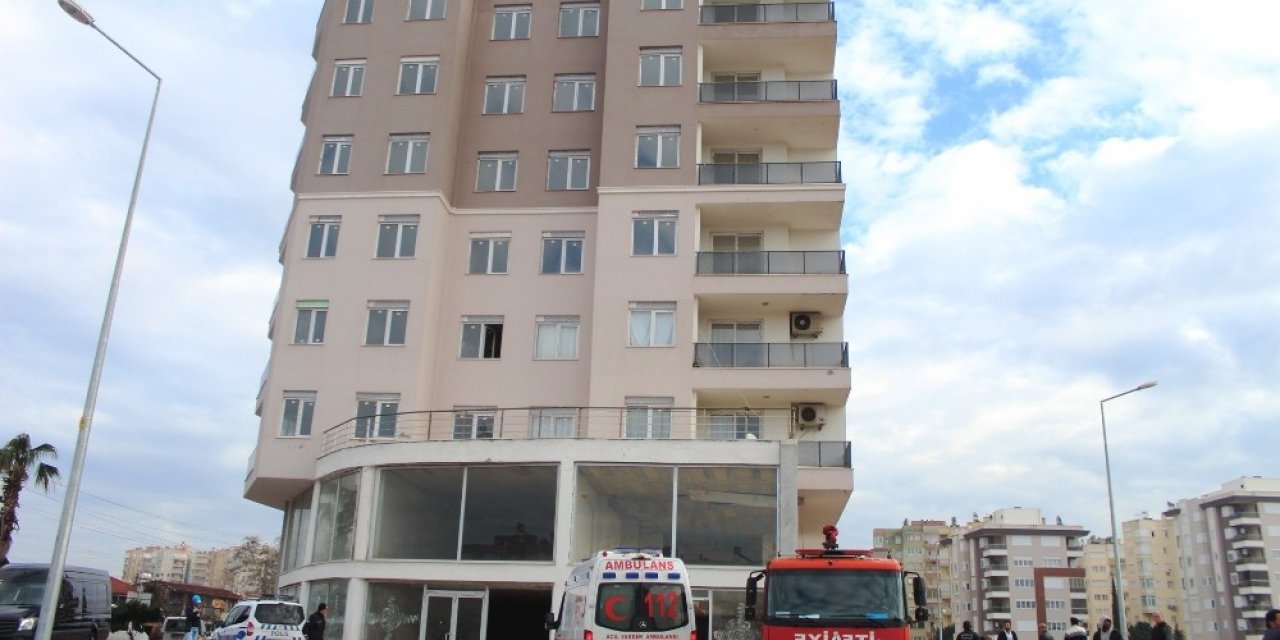 Kullanılmayan binanın asansör boşluğunda ölü bulundu