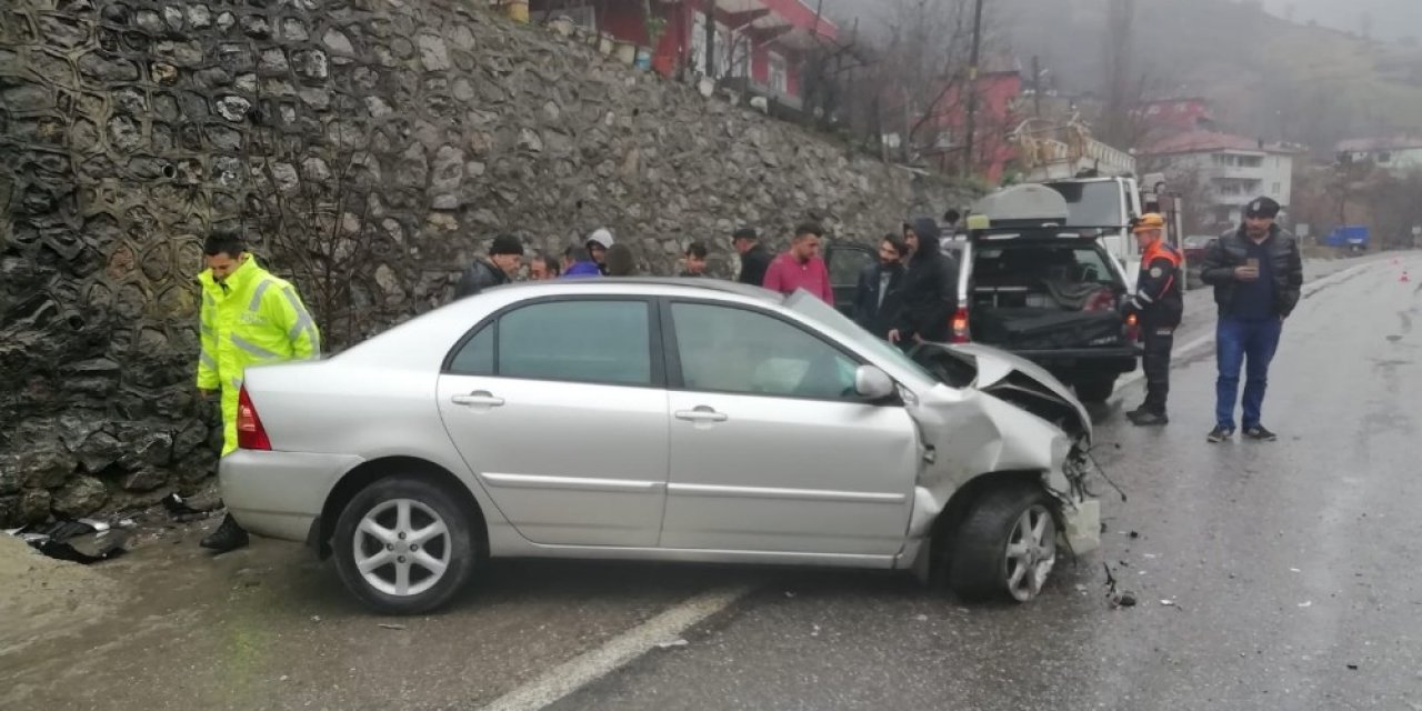 Zonguldak’ta trafik kazası: 4 yaralı