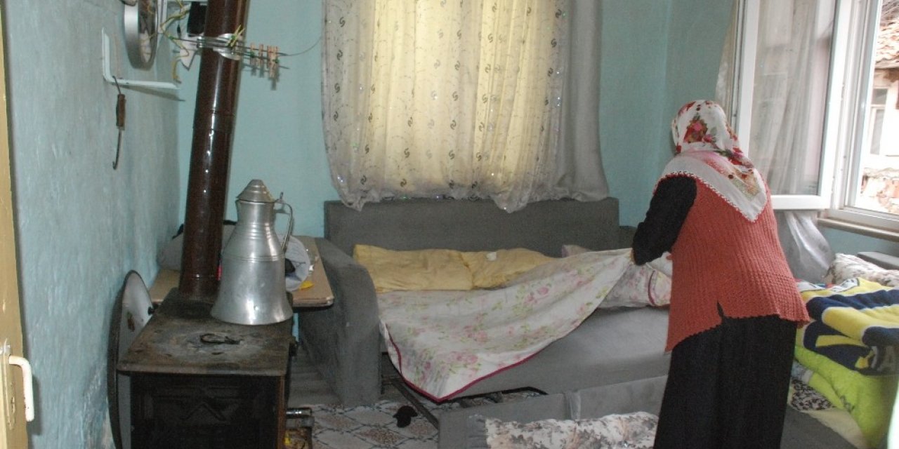 Minik Ahmet, ailesini ölümden kurtardı