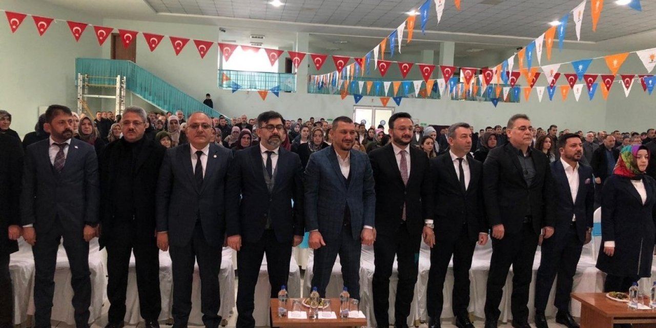 AK Parti’de 3 ilçede kongre yapıldı