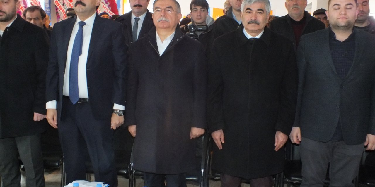 Sivas'ta AK Parti kongre sürecini Ulaş ilçesiyle başlattı