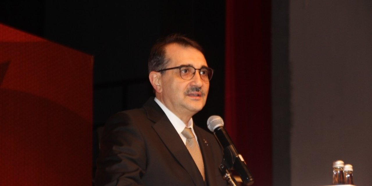 Bakan Dönmez Siyaset Akademisi’nin ilk dersini verdi
