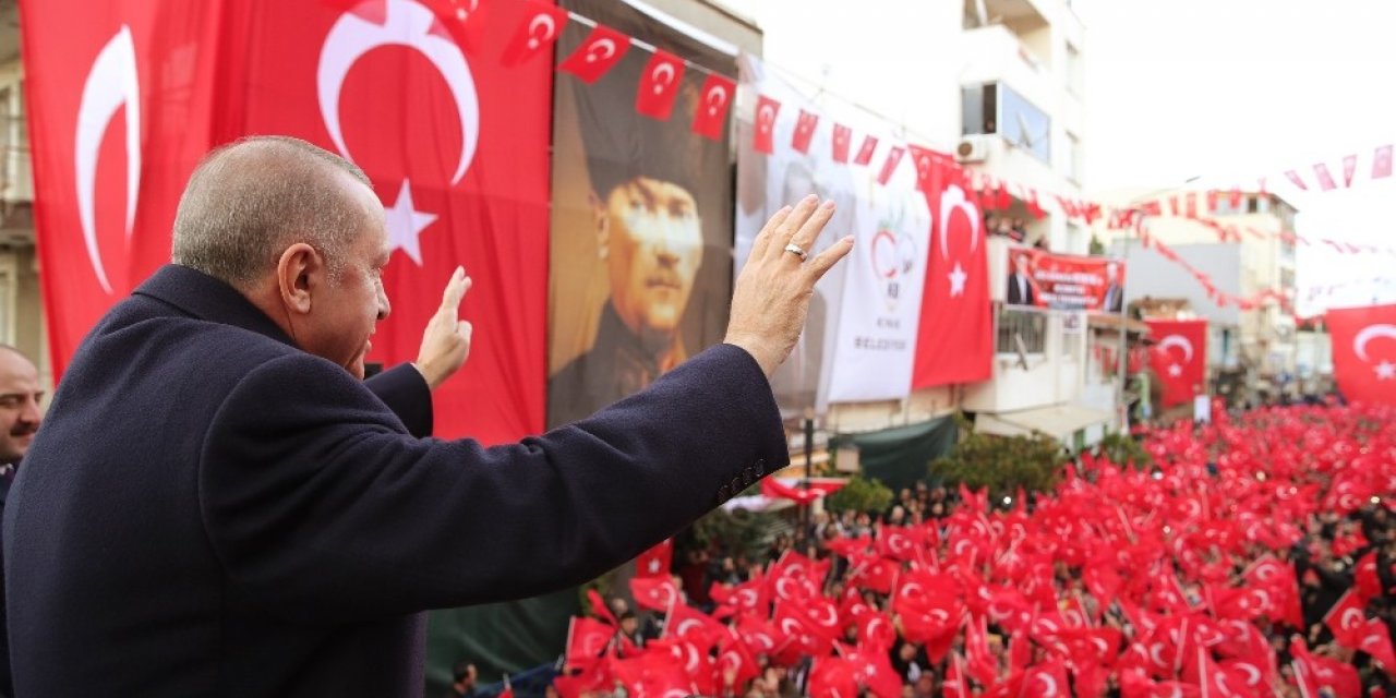 Cumhurbaşkanı Erdoğan: “Ne hizmet ediyorlar, ne de hizmet edilmesine müsaade ediyorlar"