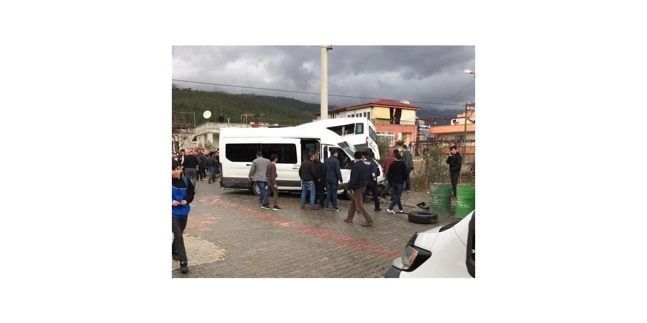 21 kişinin yaralandığı okul servisi kazasının görüntüleri ortaya çıktı