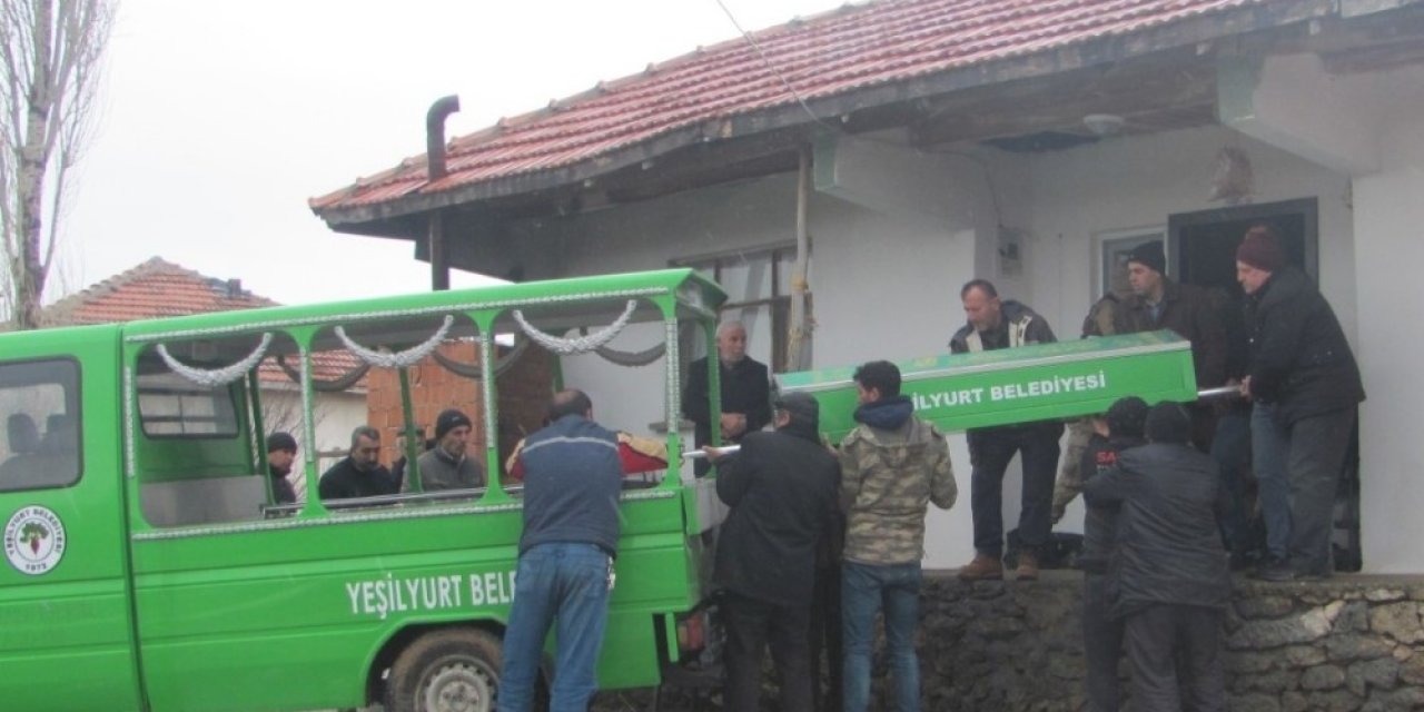 Yalnız yaşayan kadın ölü olarak bulundu