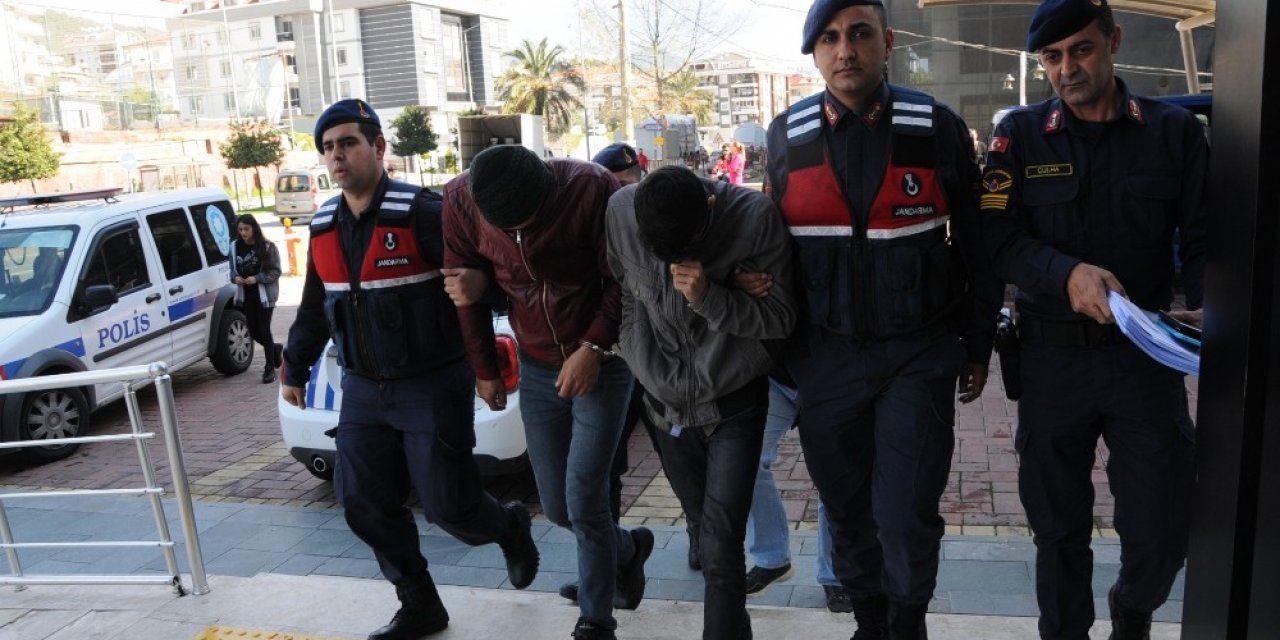 Alanya’da 10 ton muz hırsızlığında 3 şüpheli serbest bırakıldı