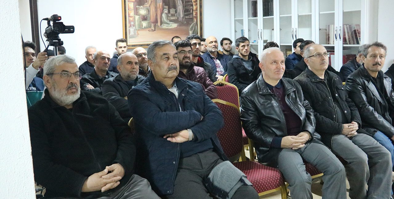 Küçükbezirci: Evimizde bomba var!