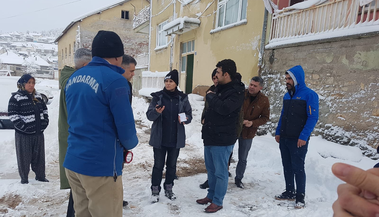 AFAD Derebucak'ta incelemede bulundu