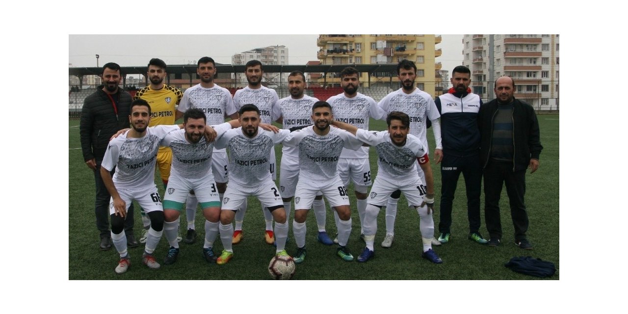Silvan Aslanspor Çamlıca Gençlikspor’u 4-0 mağlup etti