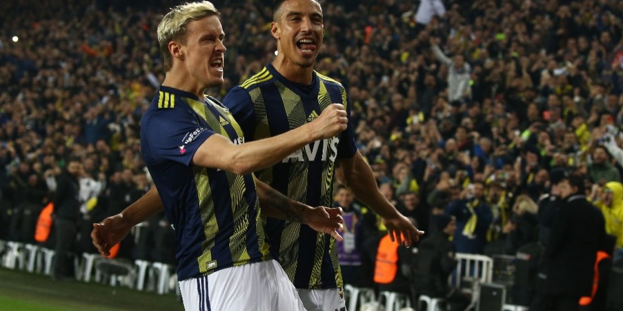 Süper Lig: Fenerbahçe: 1 - Galatasaray: 1 (İlk yarı)